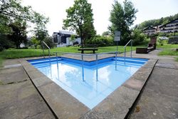 Kneipptretbecken im Kurpark